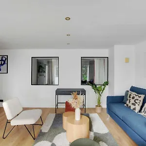 Incroyable - 3br-8p - Pl De La Nation , Parigi Francia